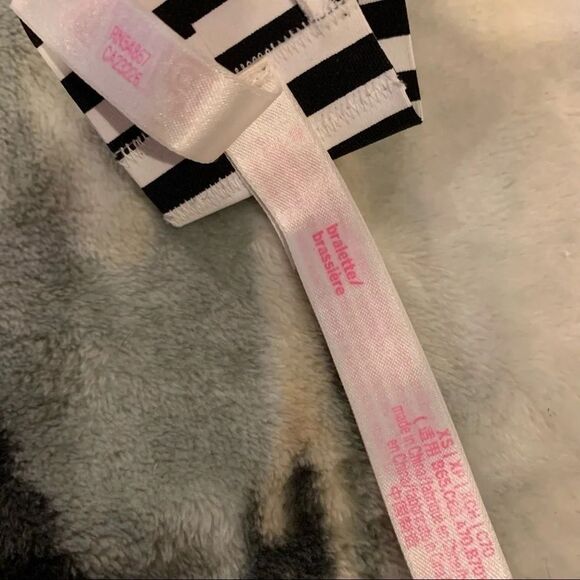 VS PINK | Bralette - Picture 5 of 6